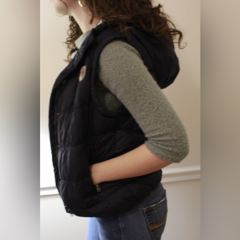 American Eagle Outfitters Dark Blue Navy Sleeve Less Hooded Puffer Vest M